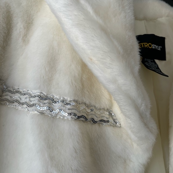 MetroStyle Faux Jacket - Picture 7 of 9